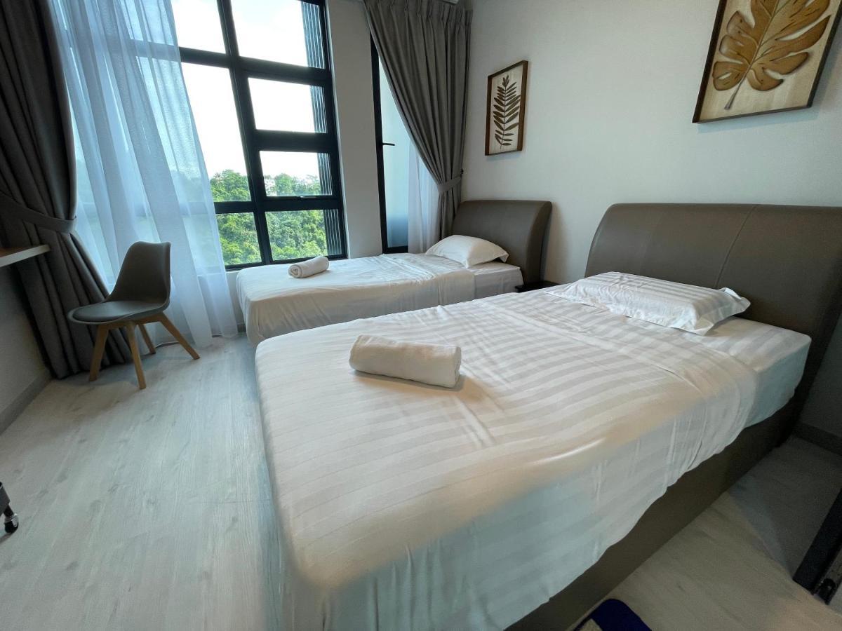 Seaview Luxury Condo Homestay 2Bed 2Bath Jesselton Quay By R2 Residence コタキナバル エクステリア 写真