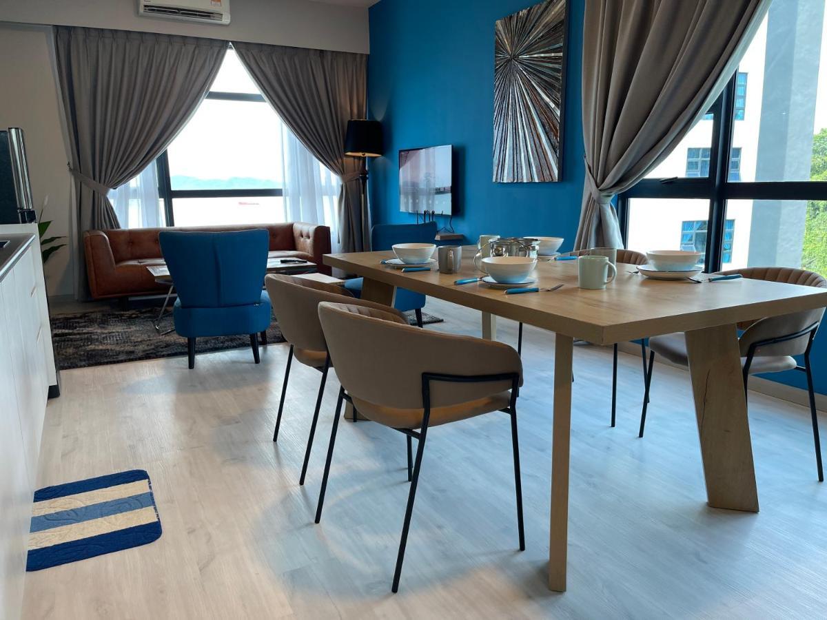 Seaview Luxury Condo Homestay 2Bed 2Bath Jesselton Quay By R2 Residence コタキナバル エクステリア 写真