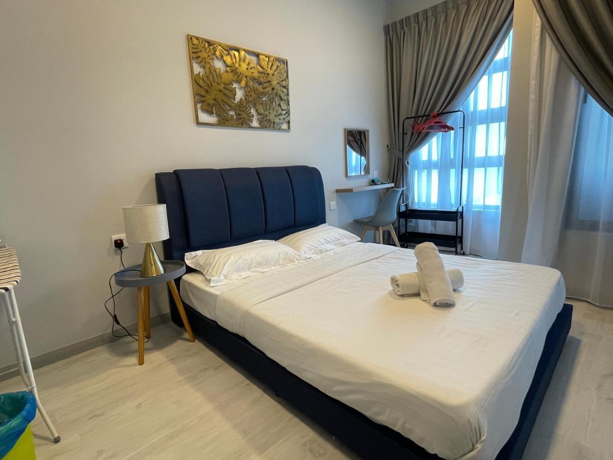 Seaview Luxury Condo Homestay 2Bed 2Bath Jesselton Quay By R2 Residence コタキナバル エクステリア 写真