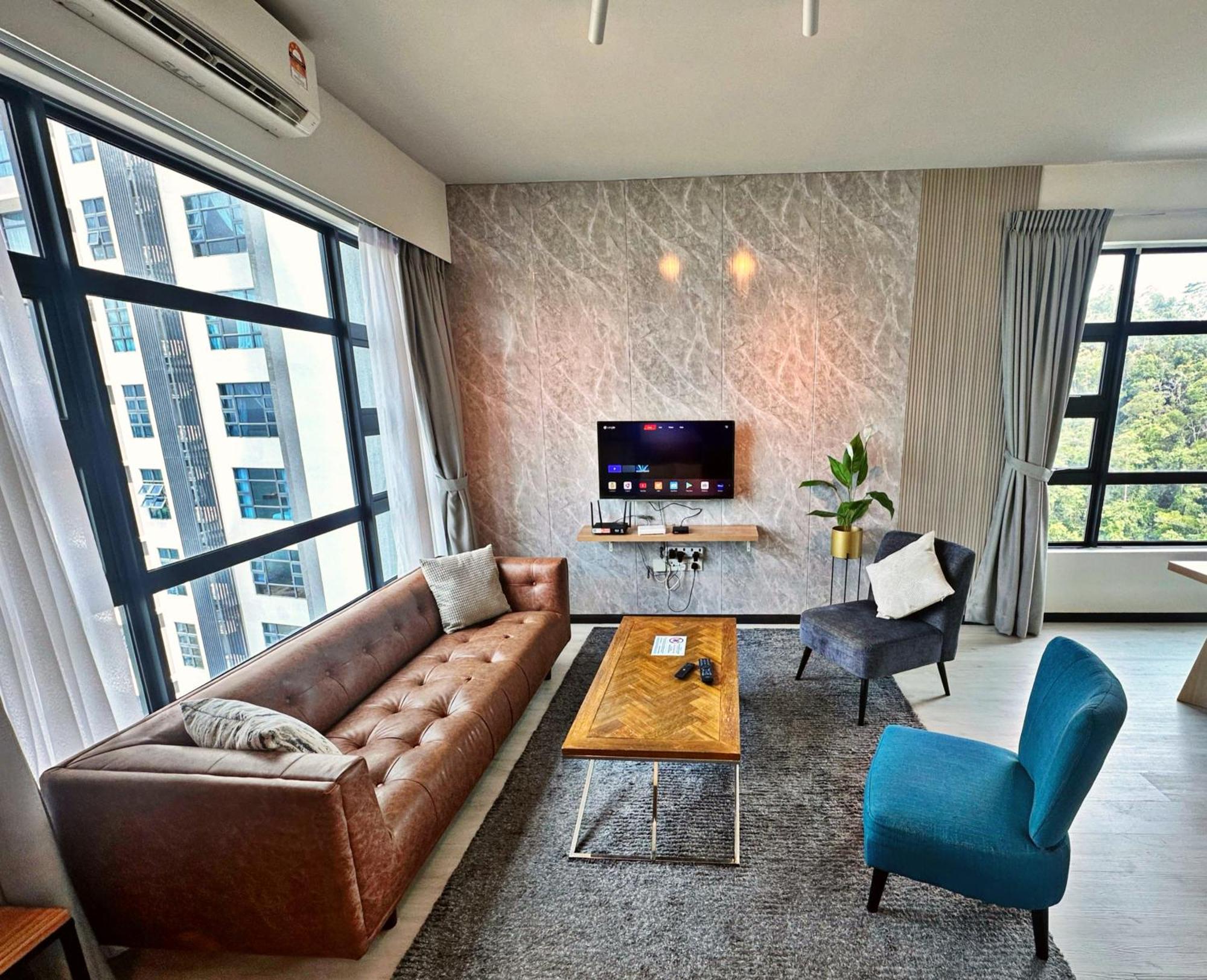 Seaview Luxury Condo Homestay 2Bed 2Bath Jesselton Quay By R2 Residence コタキナバル エクステリア 写真